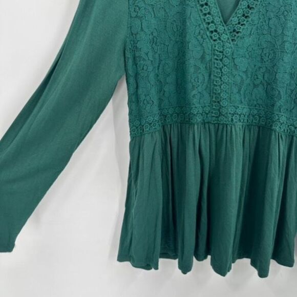 Torrid Green Lace Cutout Babydoll Blouse Size 0‎ Large Flowy Cut Out Neck - Picture 6 of 9